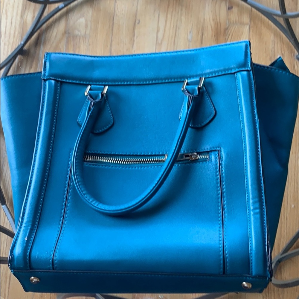 Perfect for summer tote!